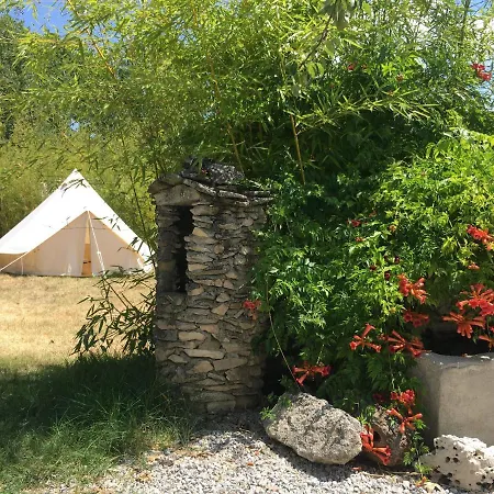 Samadhi En Pierre Апартаменты